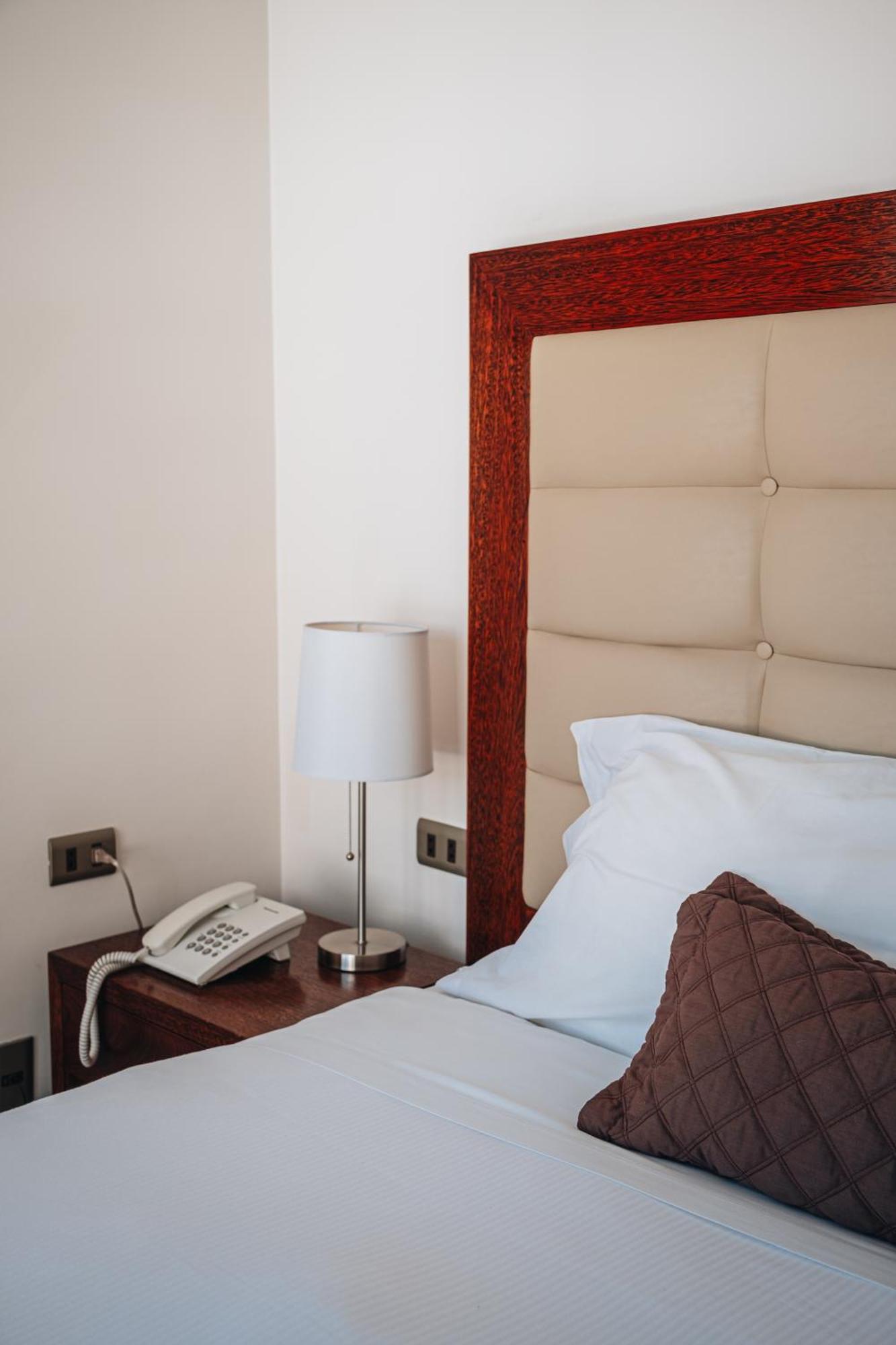 Fratelli Apart Hotel La Paz Exteriör bild
